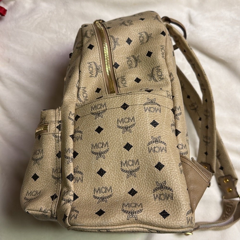 Mcm Medium Backpack - image 4
